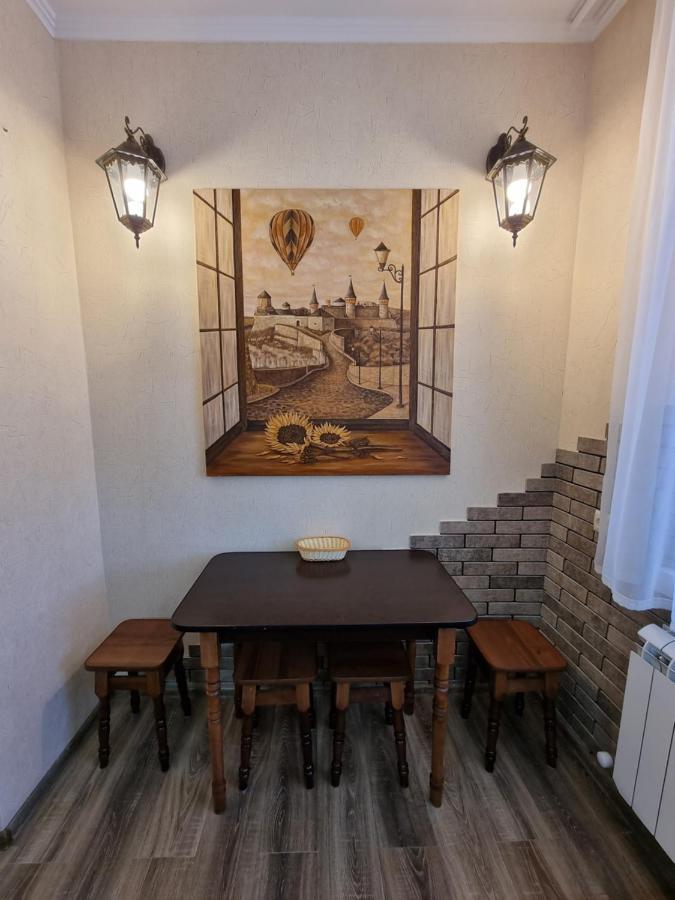 Petropavlivska Apartment Тиха Вуличка В Центрі Старого Міста Kamianets-Podilskyi Exterior photo